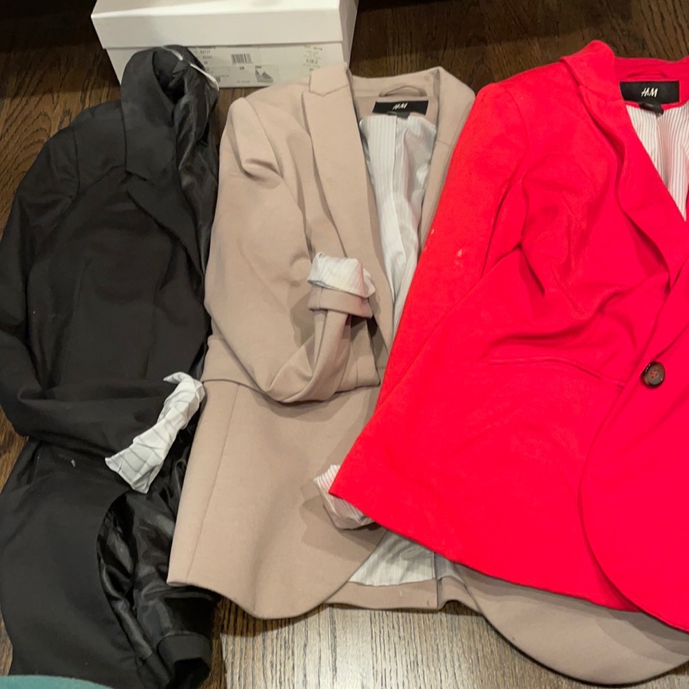 3 cuff sleeve blazers black, beige and red/orange